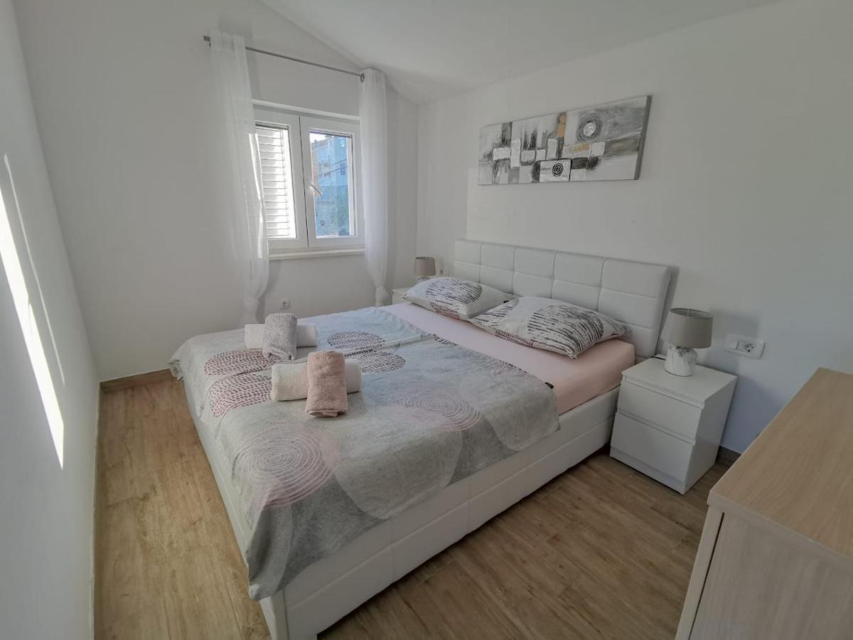 Apartmani Goga 2 Molat Exterior photo